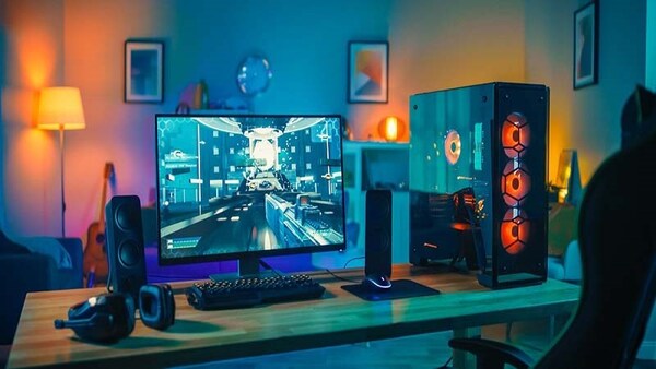 Giao diện cơ bản của bộ máy vi tính chơi game để bàn