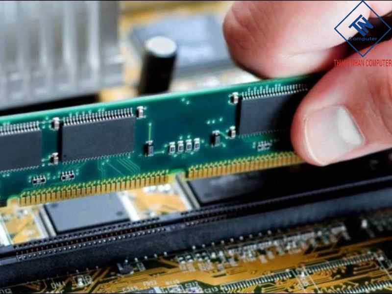 Nguyên nhân khiến RAM bị lỏng là gì ?