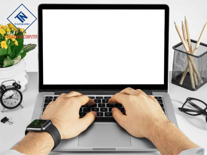 Các dấu hiệu và nguyên nhân khiến màn hình hiển thị bất thường