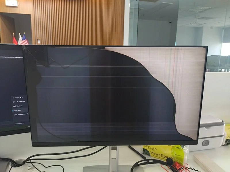 Va đập mạnh hoặc tác động lực