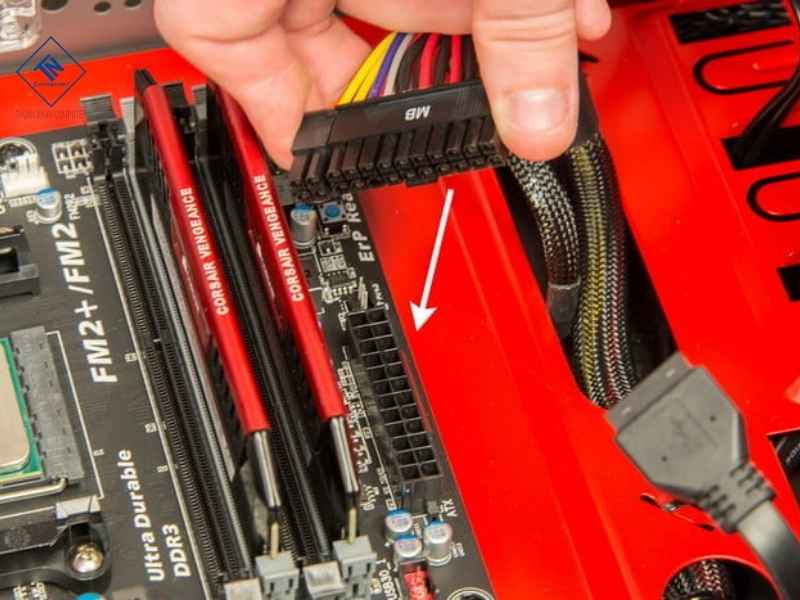 Bước 2: Xác định vị trí khe RAM