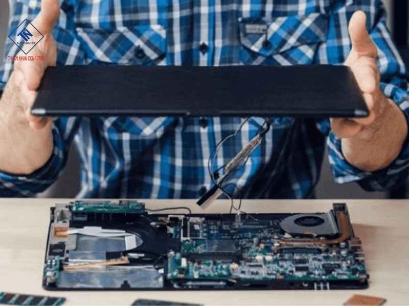 Bước 5: Đóng nắp và kiểm tra lại hệ thống